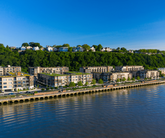 Hudson County Personal Injury Lawyers. Image of New Jersey apartments along Hudson river.